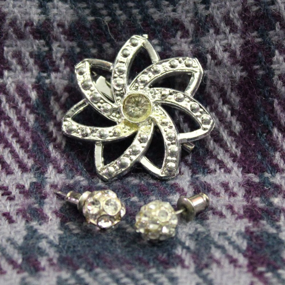 Silver-tone Rhinestone Star Pin and Earrings